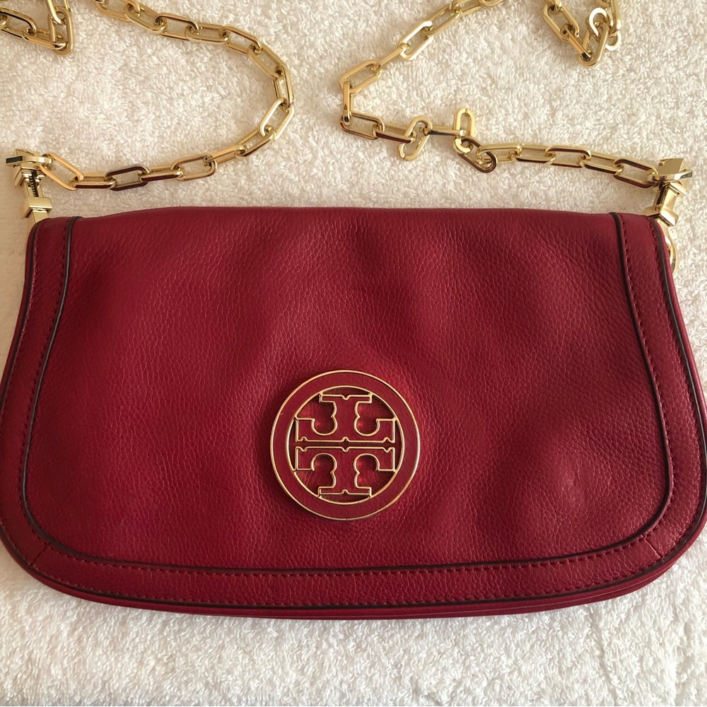 Tory Burch Red Leather Logo Crossbody Bag w/ Tory Burch Dust Cover - Picture 2 of 5